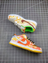 NIKE DUNK LOW