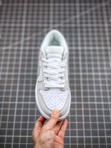 NIKE DUNK